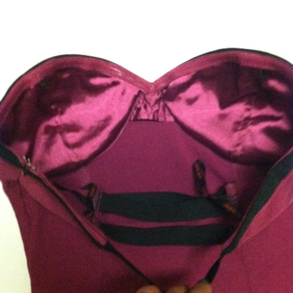 Burgundy Corset Top - Picture 3 of 4